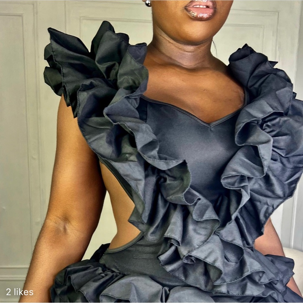 Ruffle me dress